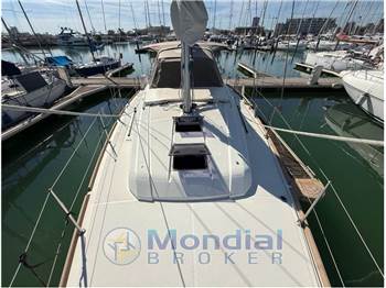 Beneteau Oceanis 38.1