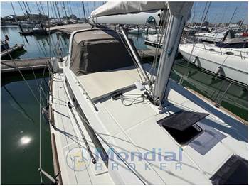 Beneteau Oceanis 38.1