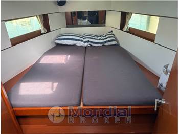 Beneteau Oceanis 38.1