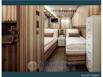 Cantiere Delle Marche Darwin 102