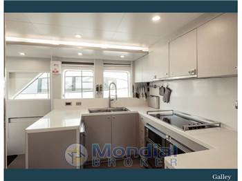 Cantiere Delle Marche Darwin 102