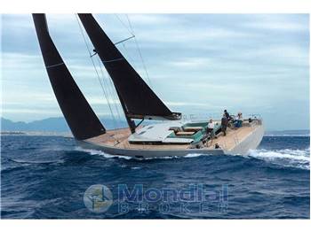 YYACHTS GmbH Y7