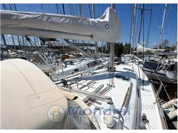 Beneteau Oceanis 411 celebration