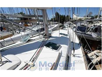 Beneteau Oceanis 411 celebration