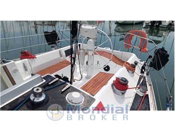 Beneteau First 375