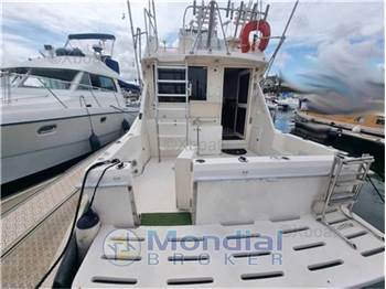 Riviera 33 flybridge