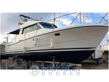 Beneteau Antares 1080 fly