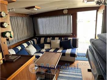 Hatteras 51