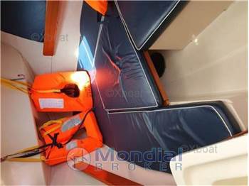 Beneteau Antares 680