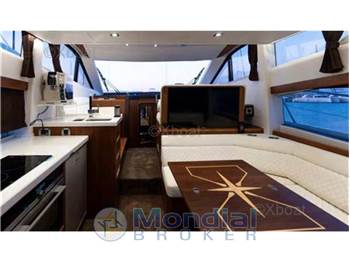 Galeon 420 fly