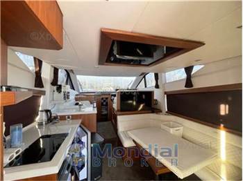 Galeon 420 fly