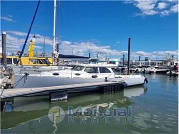 Armor boat Range boat 39 cruiser