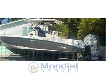 Boston whaler 320 outrage