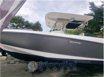 Boston whaler 320 outrage