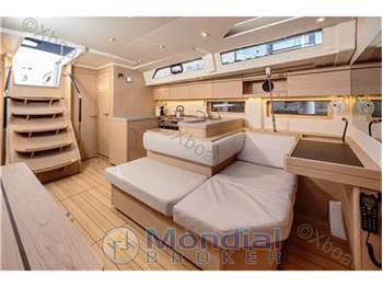 Beneteau Oceanis 51.1
