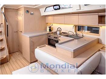 Beneteau Oceanis 51.1