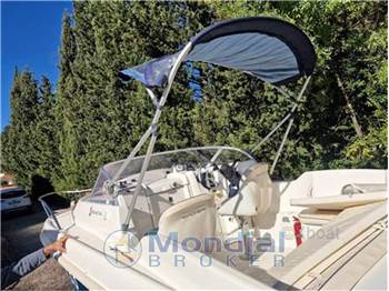 Beneteau Flyer 550 cabin