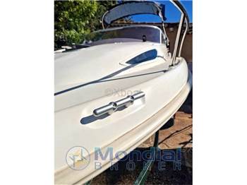 Beneteau Flyer 550 cabin