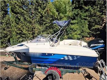 Beneteau Flyer 550 cabin