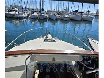 Astillero rico Bayliner ciera costero