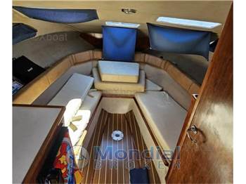 Astillero rico Bayliner ciera costero