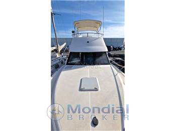 Riviera 33.5 fishing