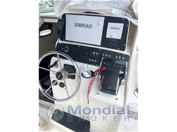 Boston whaler 28 outrage