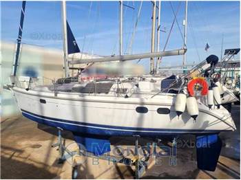 Hunter 37.6