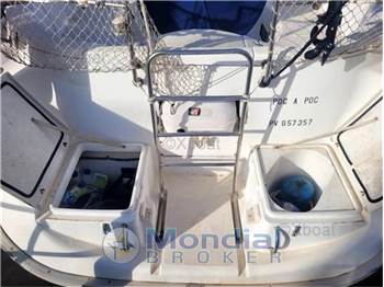 Hunter 37.6