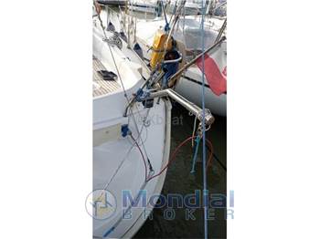 Bavaria 36 cruiser