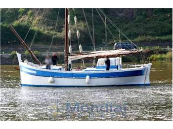 Terrizzano Pointu mediterraneen voilier aurique