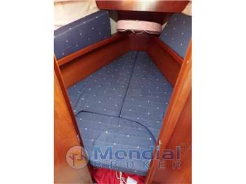 Beneteau Oceanis 323