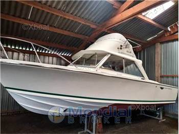 Bertram Riva 25 sport fisherman