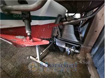 Bertram Riva 25 sport fisherman