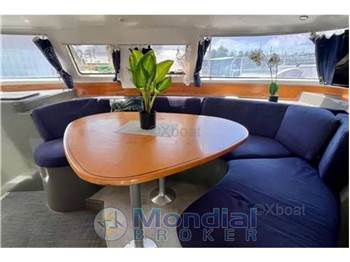 Fountaine pajot Lavezzi 40