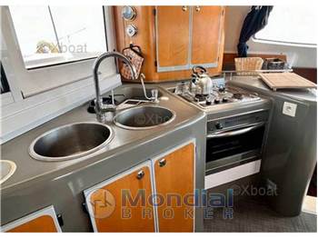 Fountaine pajot Lavezzi 40