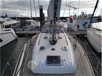 Dufour 44 performance