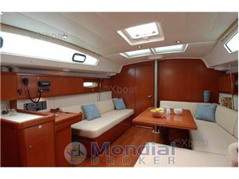 Beneteau Oceanis 43