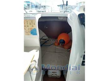 Beneteau Antares 560