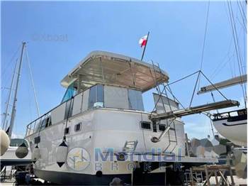 Hatteras 43 dc