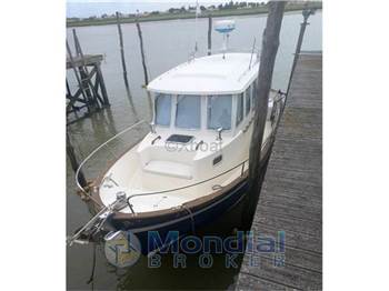 Rhea 28 timonier