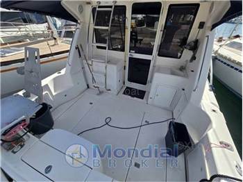 Riviera 33