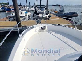 Jeanneau Cap camarat 755 wa