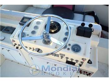 Hatteras 46