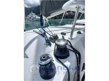Lagoon 380 s2