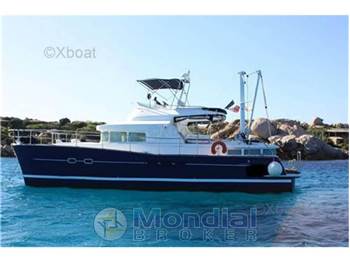 Lagoon Power 43