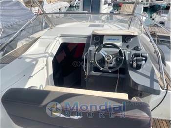 Beneteau Flyer 8.8 sundeck
