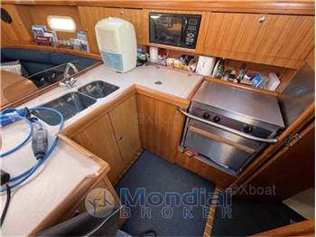 Hunter 356