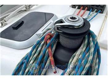 Dufour 40 performance