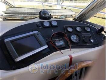 Beneteau Antares 805